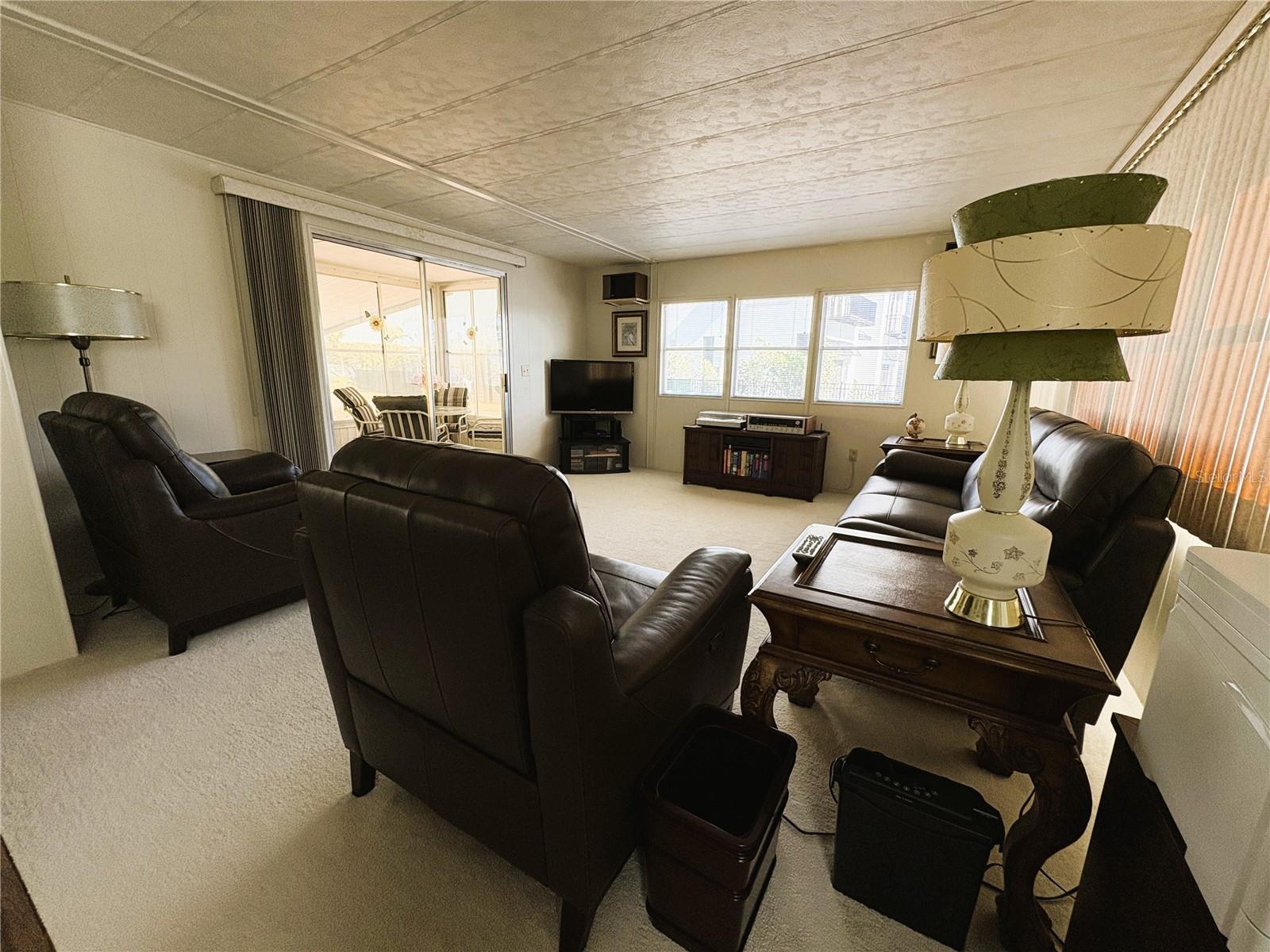 PALMA SOLA SHORES - Residential