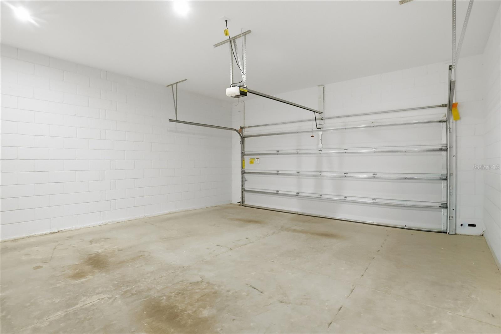 HAWKSMOOR PH 3 - Residential