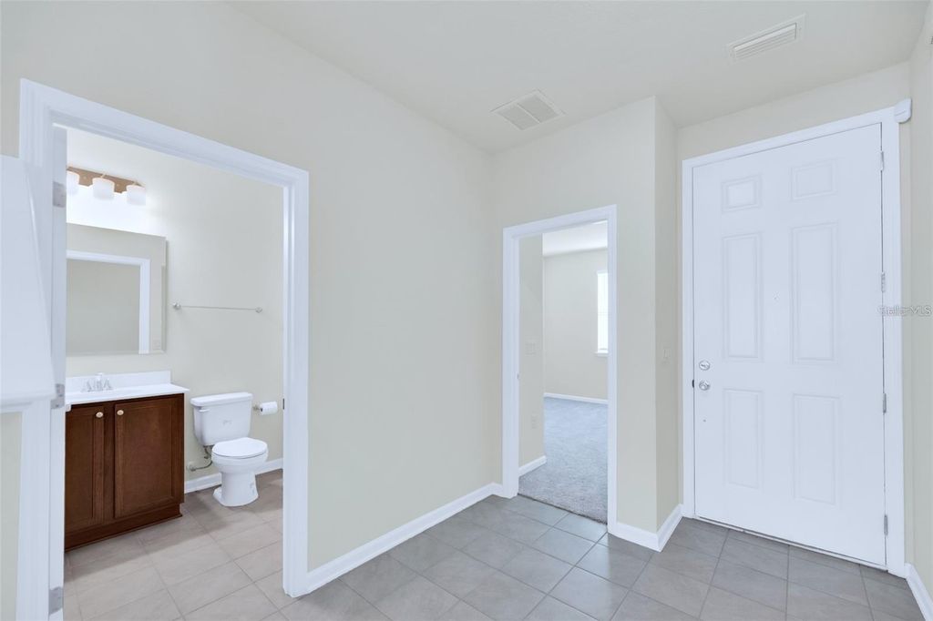 Photo of 88 Waverly Lane, Palm Coast, FL 32164 (MLS # S5147498)