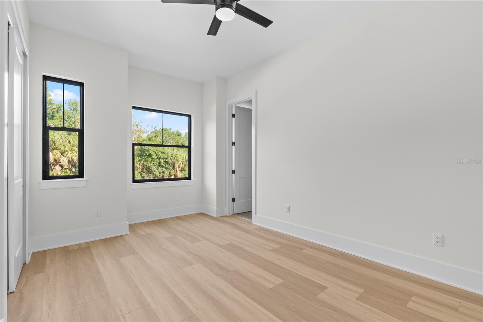 DE SOTO ESTATES - Residential