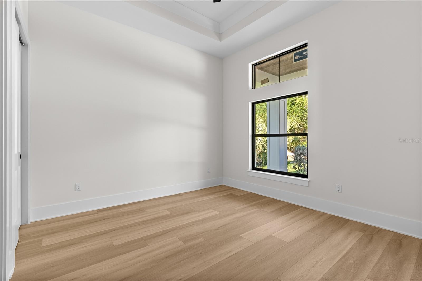 DE SOTO ESTATES - Residential