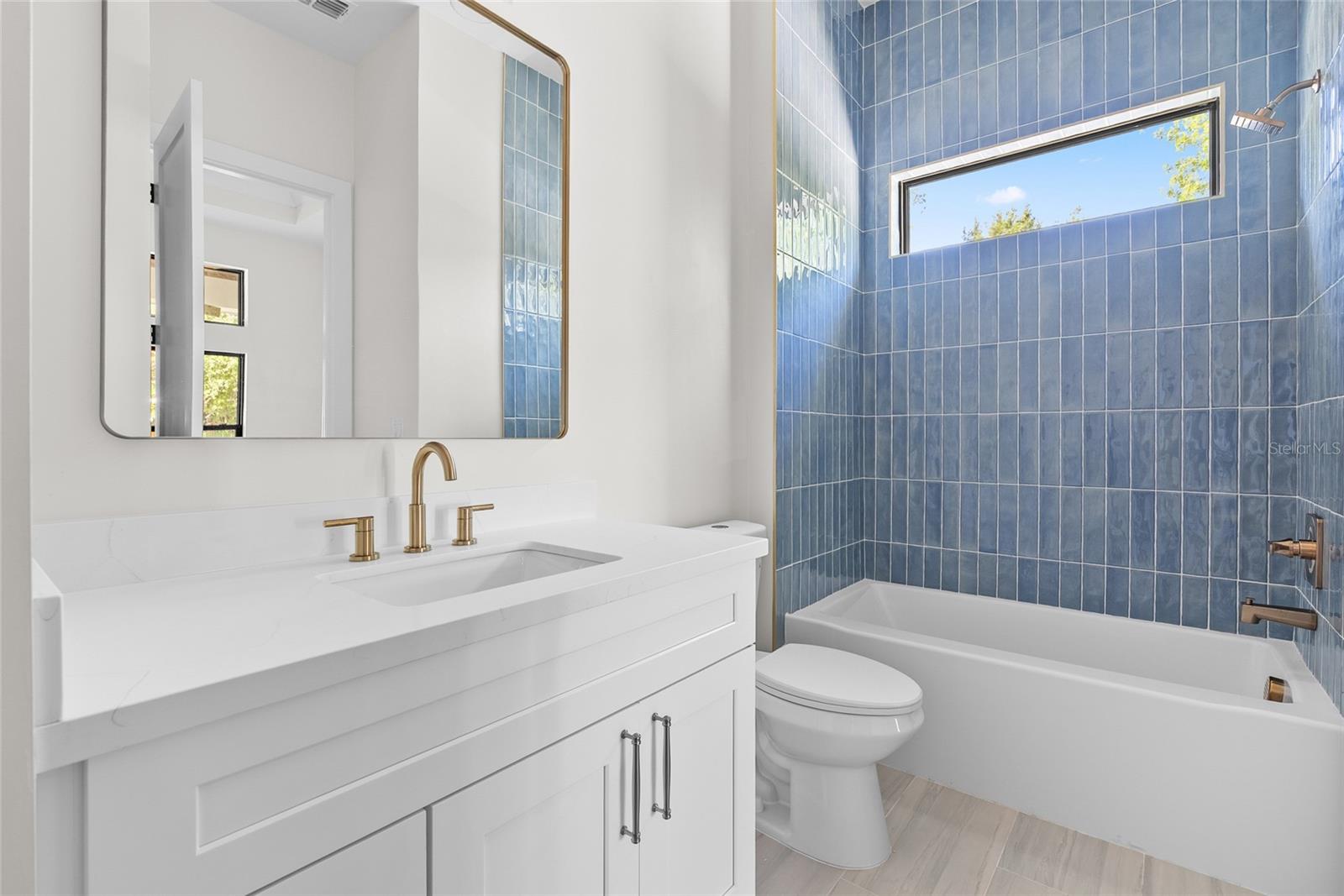 DE SOTO ESTATES - Residential
