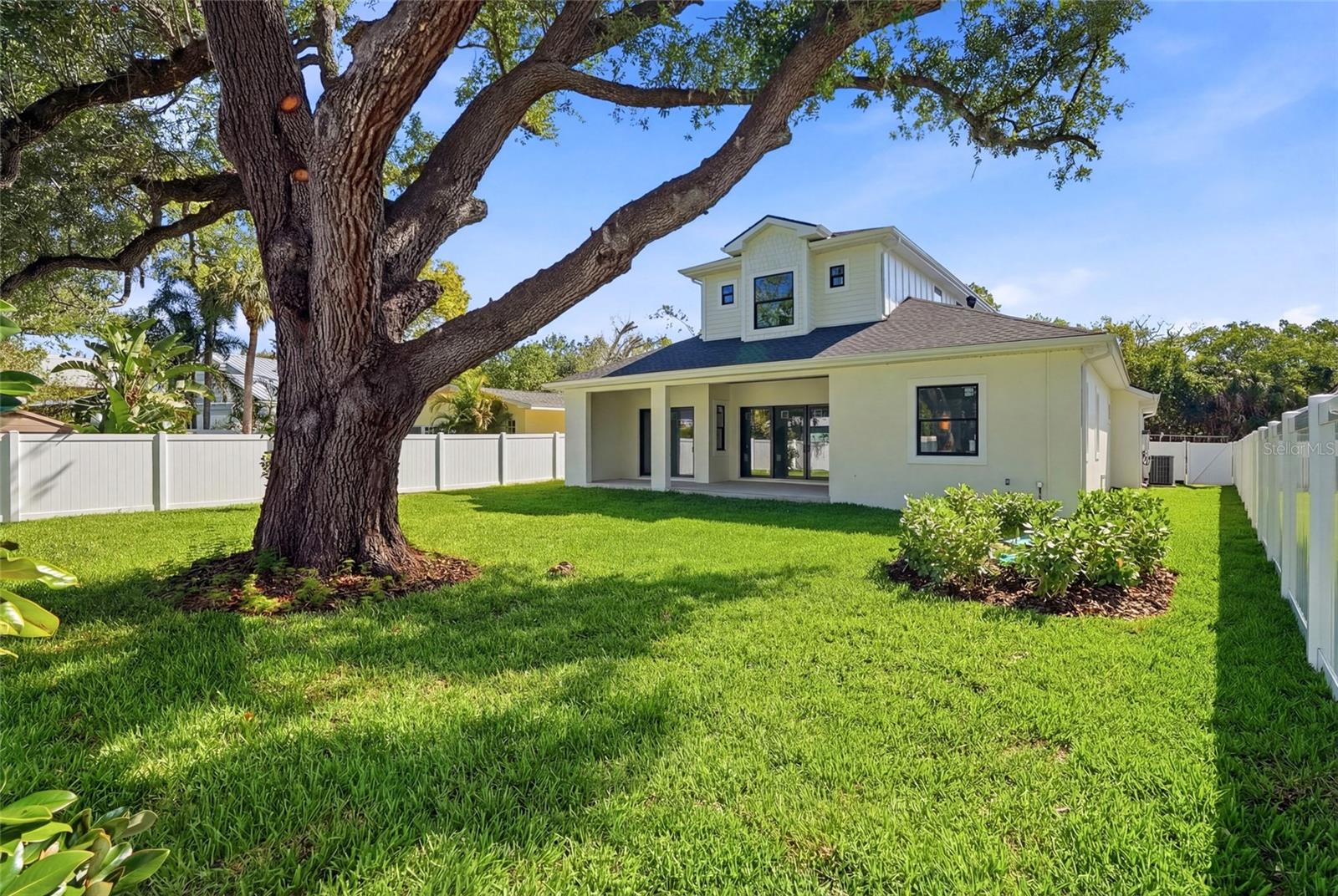 DE SOTO ESTATES - Residential