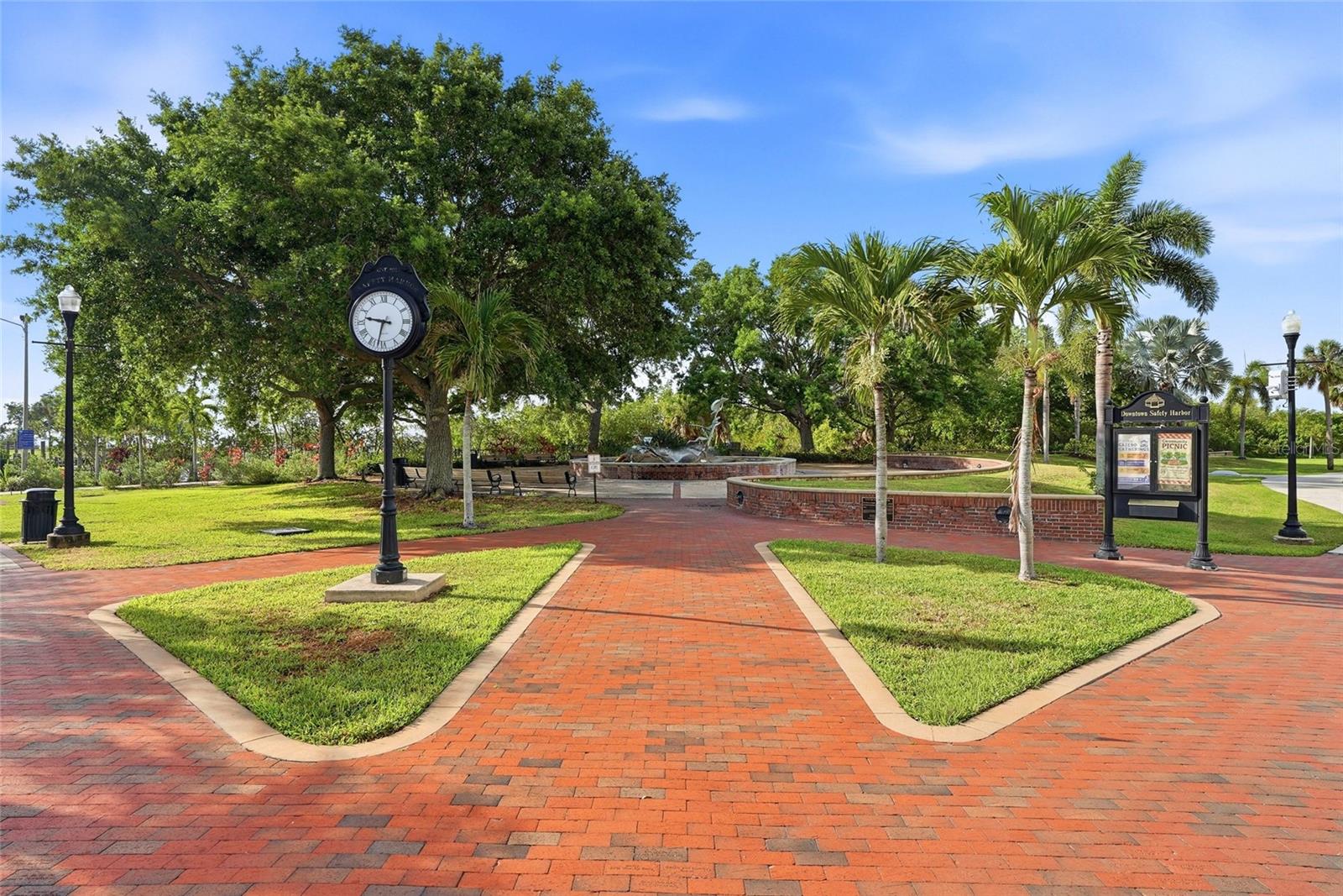 DE SOTO ESTATES - Residential