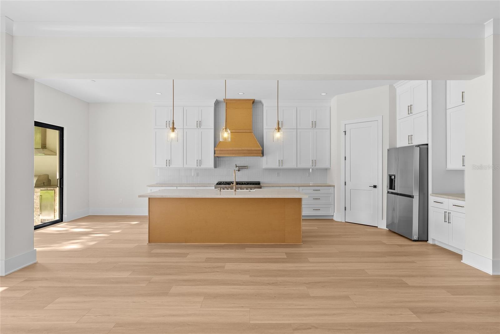 DE SOTO ESTATES - Residential