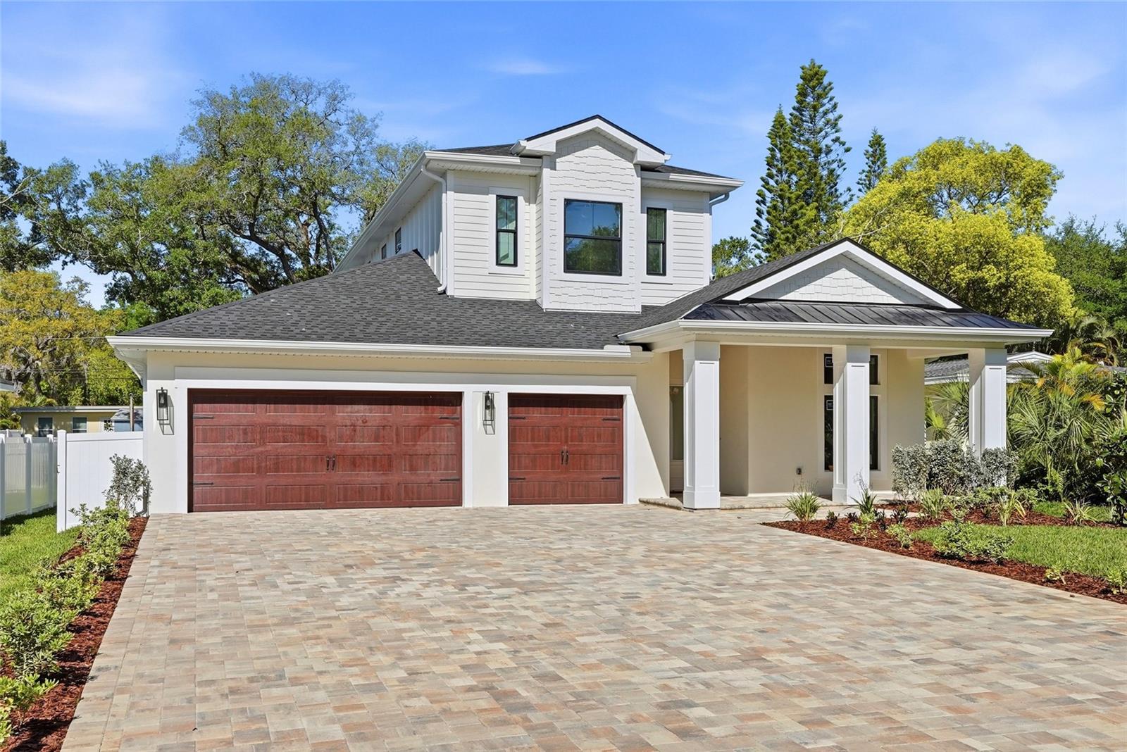DE SOTO ESTATES - Residential