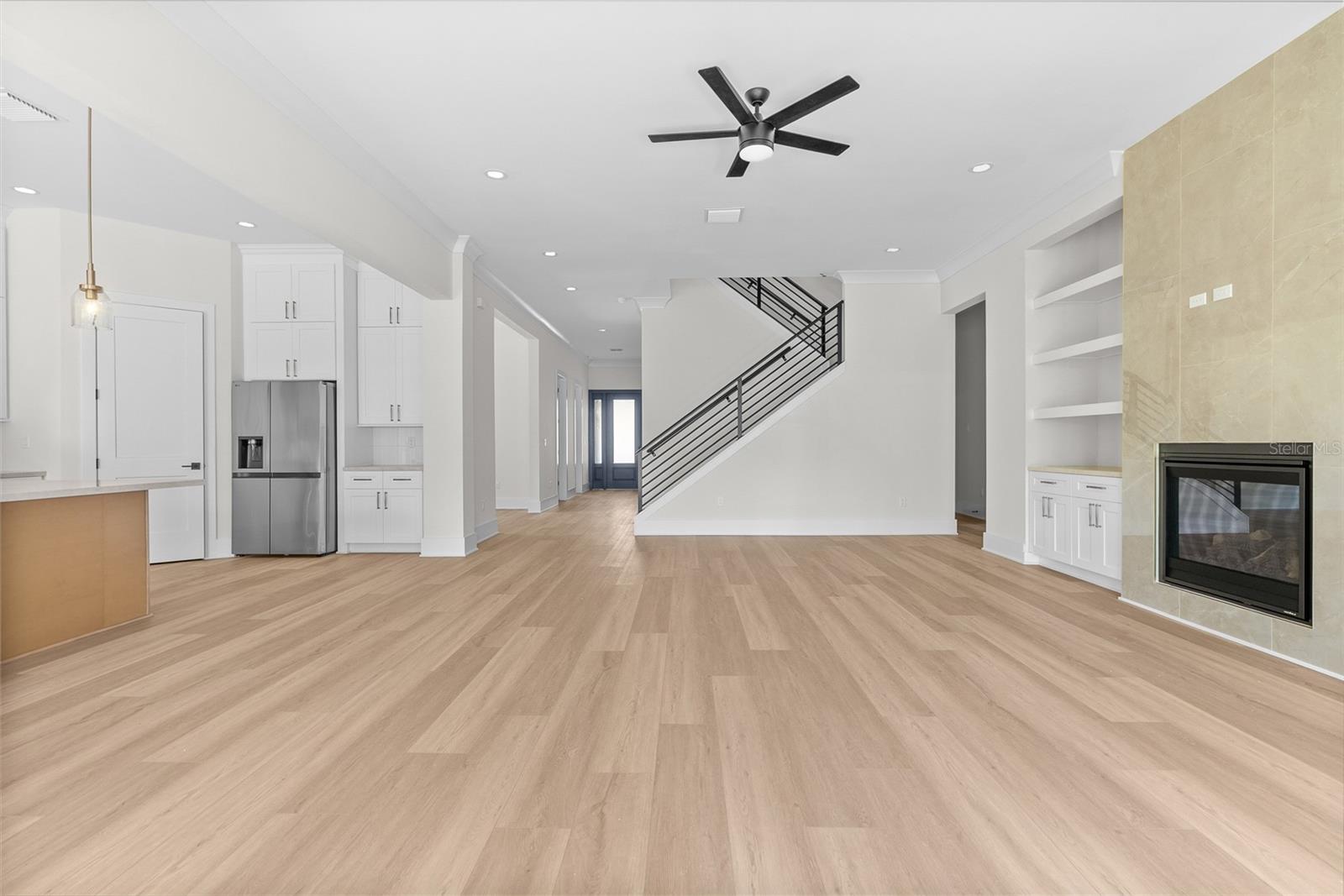DE SOTO ESTATES - Residential