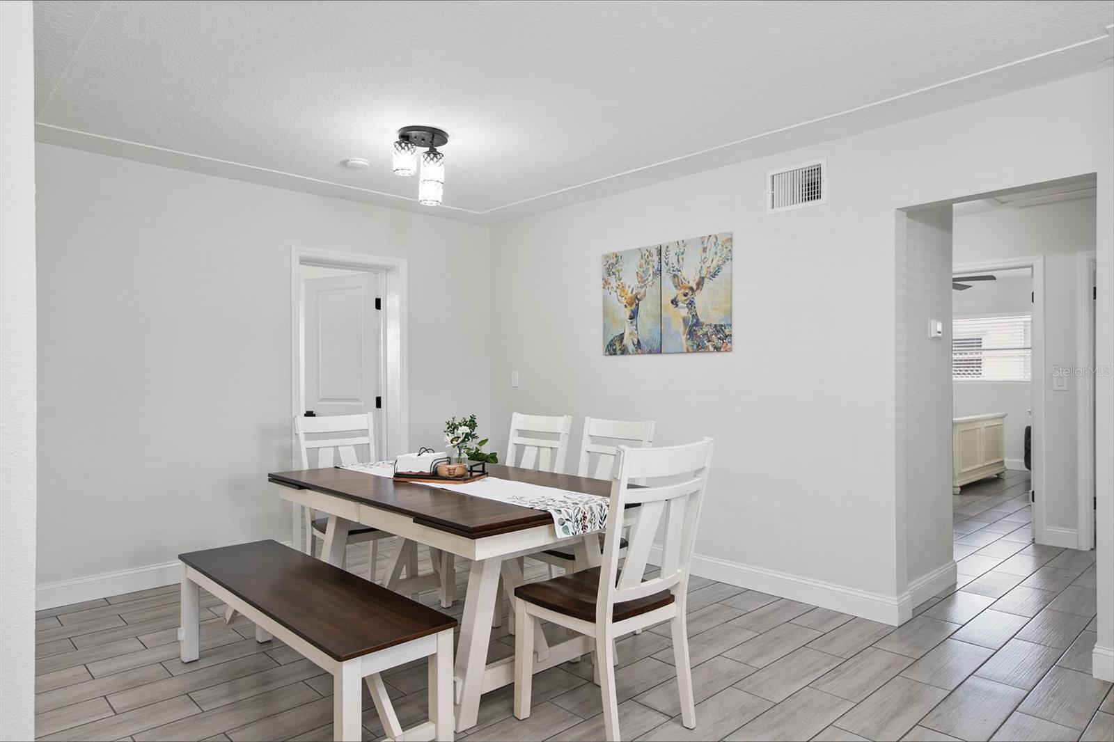 HOLIDAY HEIGHTS 2ND ADD - Residential