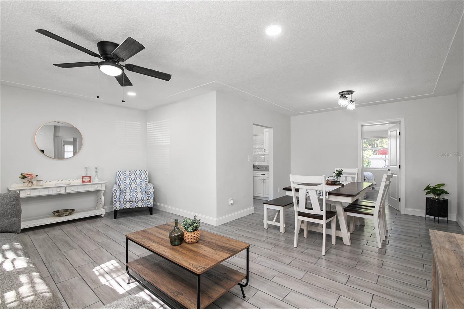 HOLIDAY HEIGHTS 2ND ADD - Residential