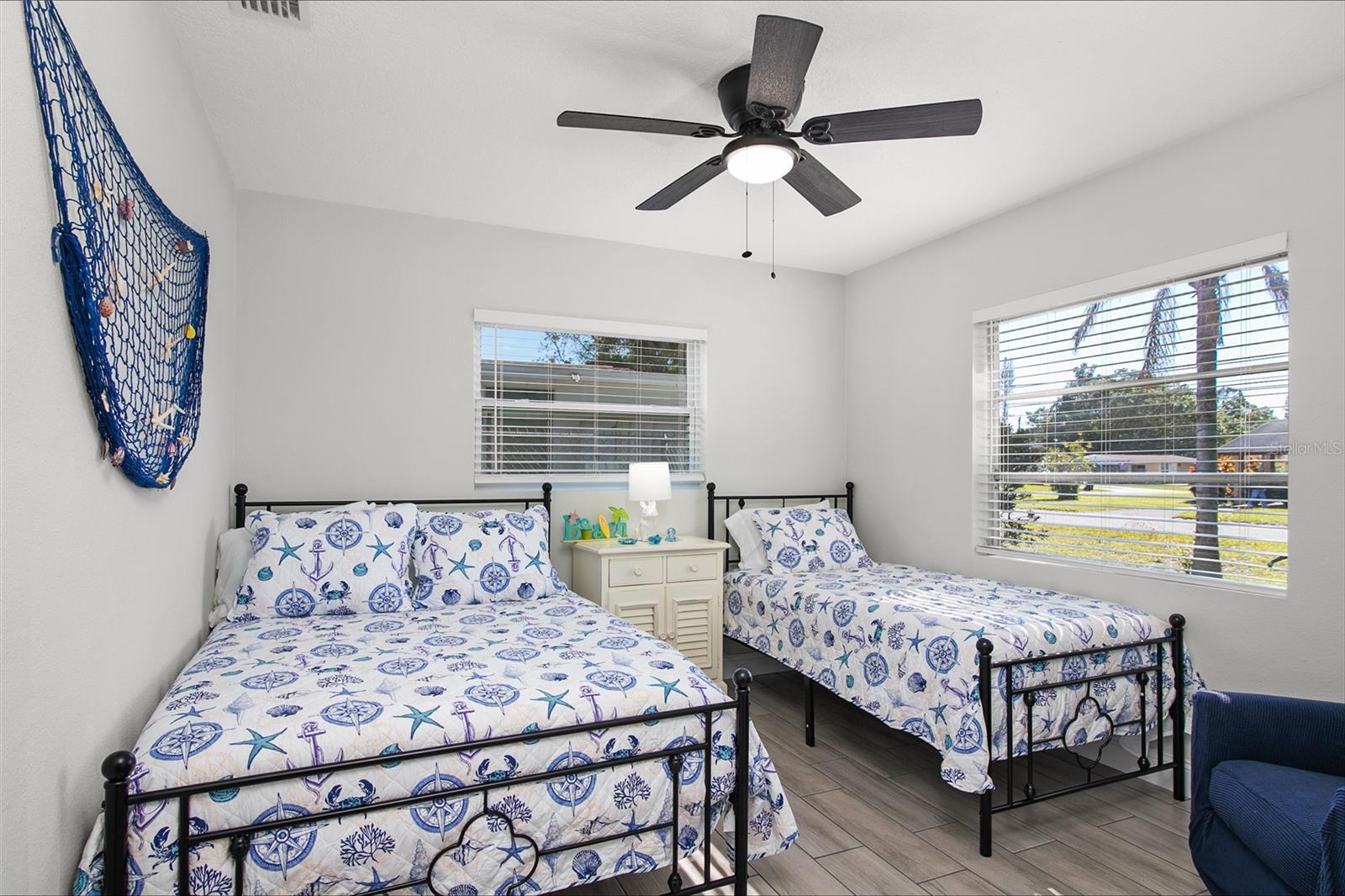 HOLIDAY HEIGHTS 2ND ADD - Residential