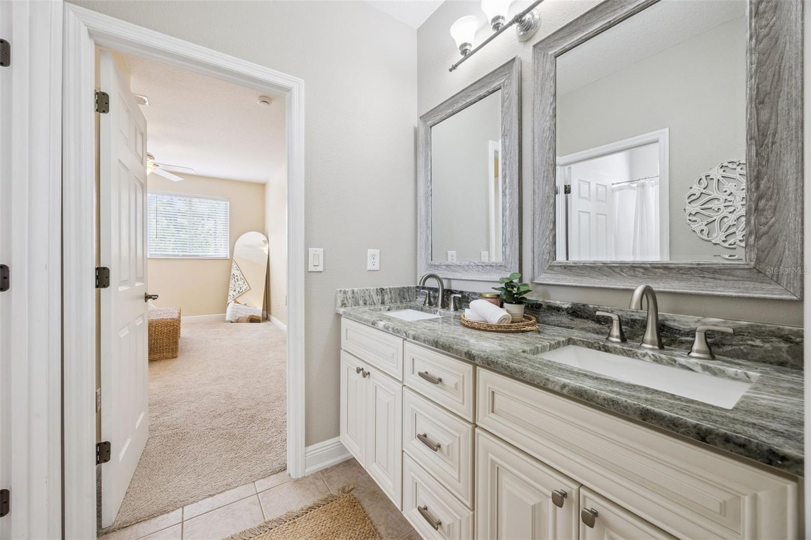 AVALON PARK SOUTH - Residential