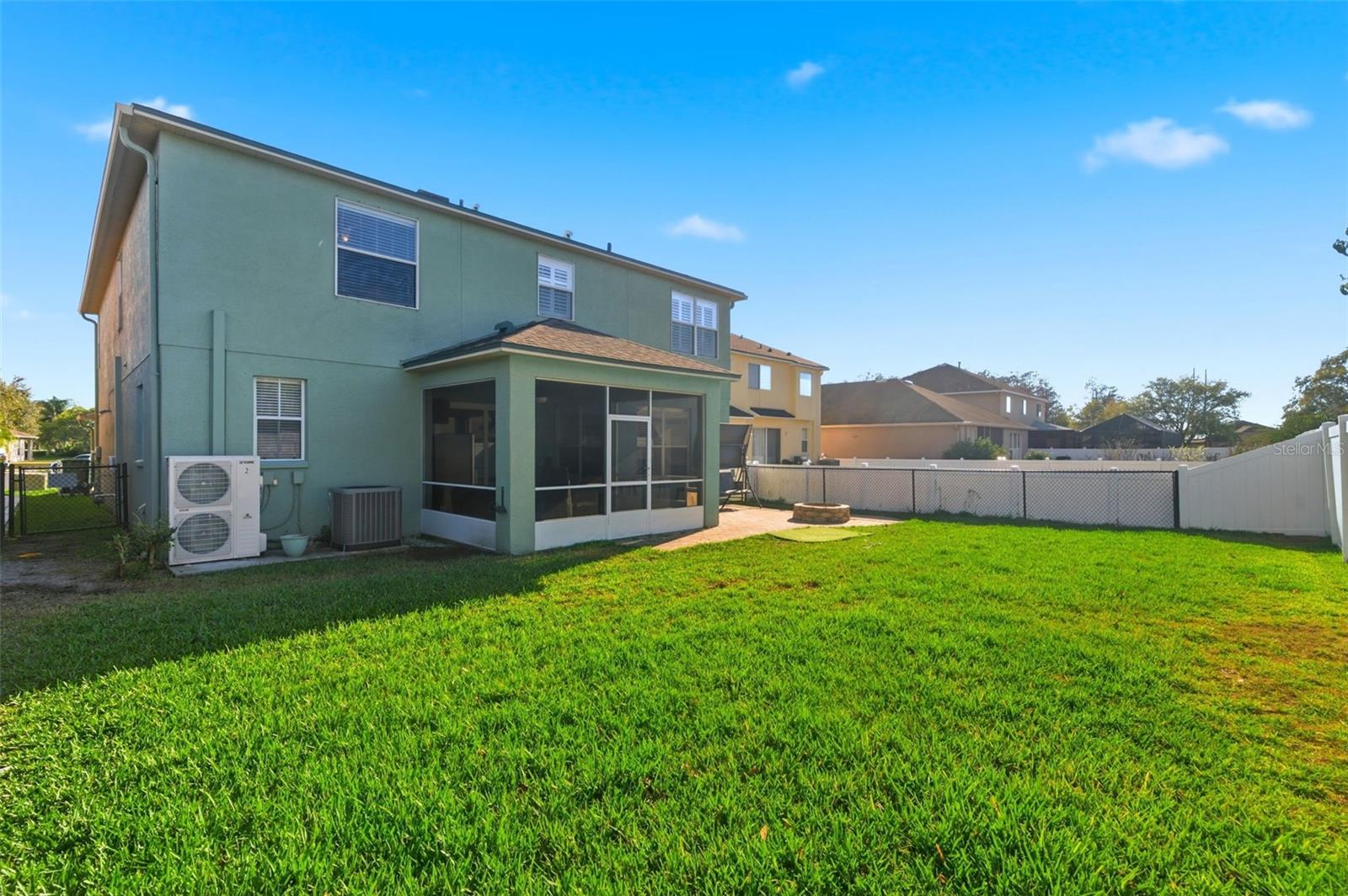 TRINITY WEST PH 02 - Residential