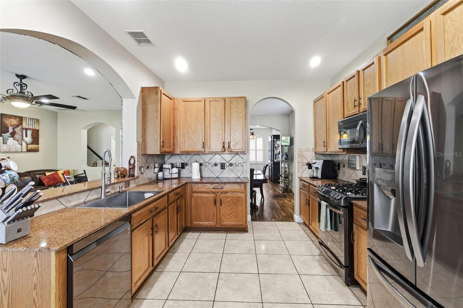 TRINITY WEST PH 02 - Residential