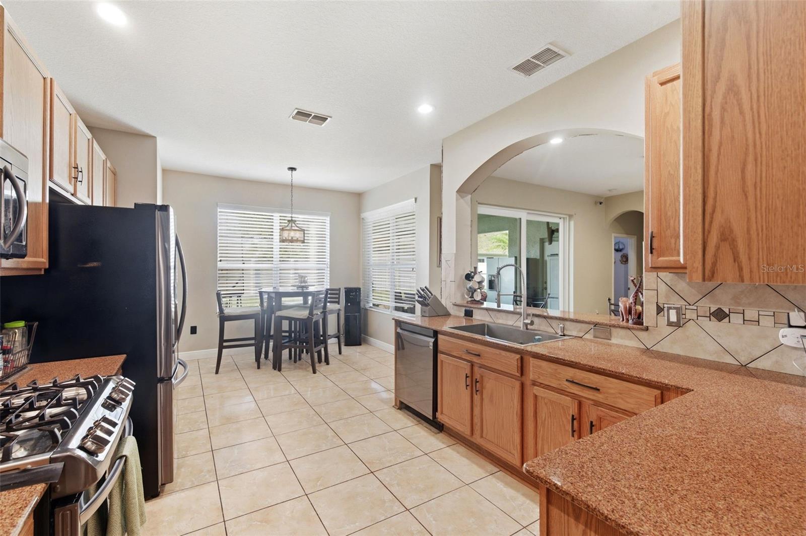 TRINITY WEST PH 02 - Residential