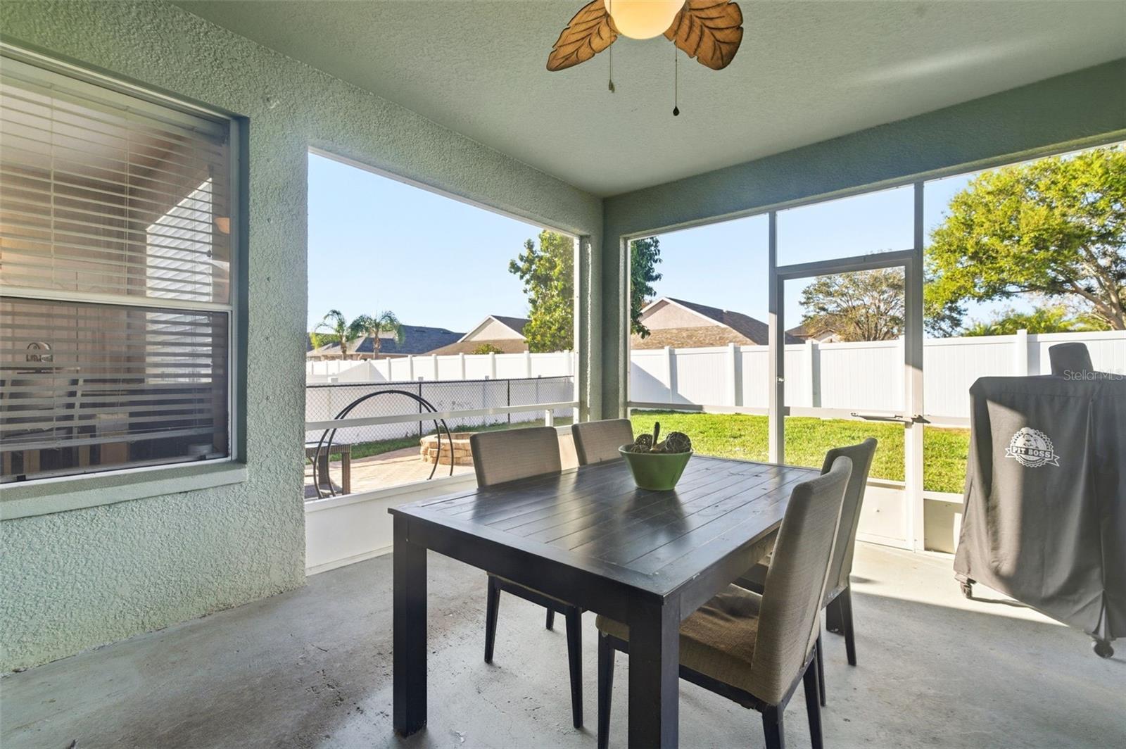 TRINITY WEST PH 02 - Residential