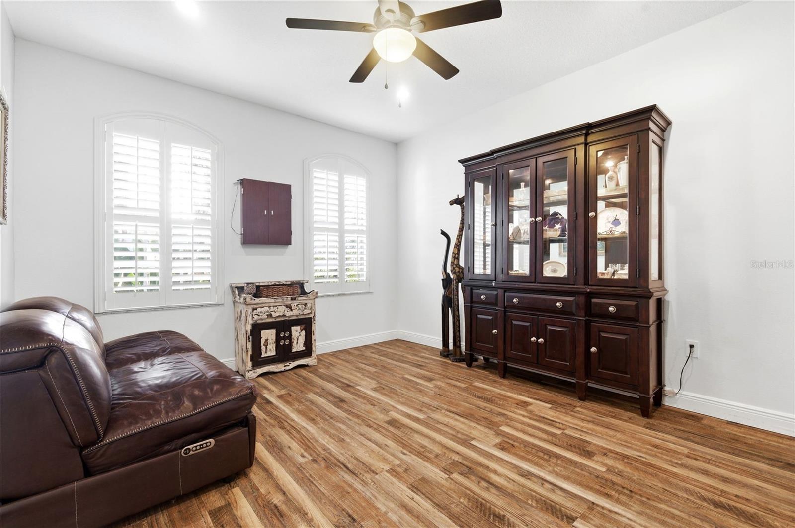 TRINITY WEST PH 02 - Residential