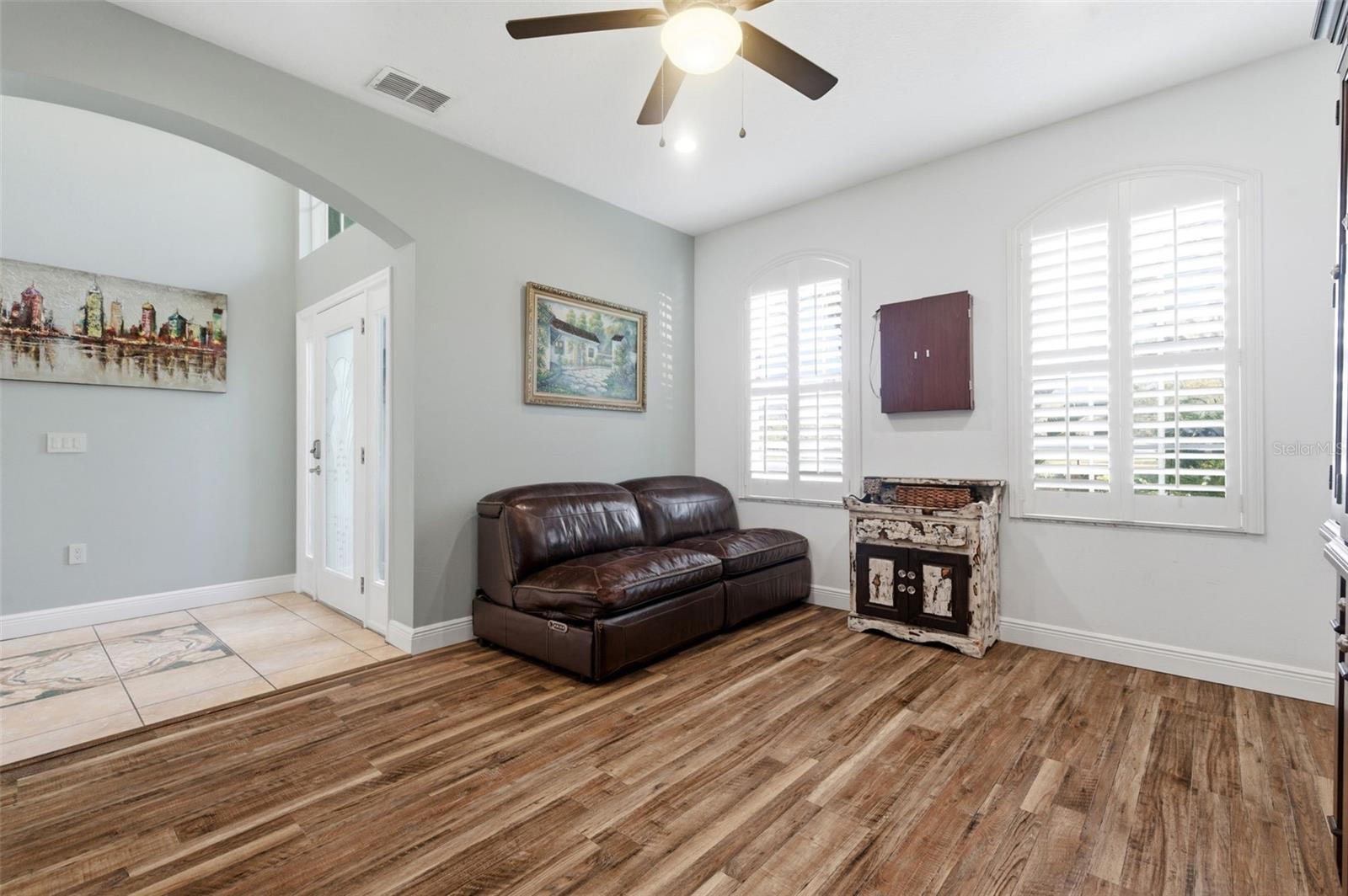 TRINITY WEST PH 02 - Residential