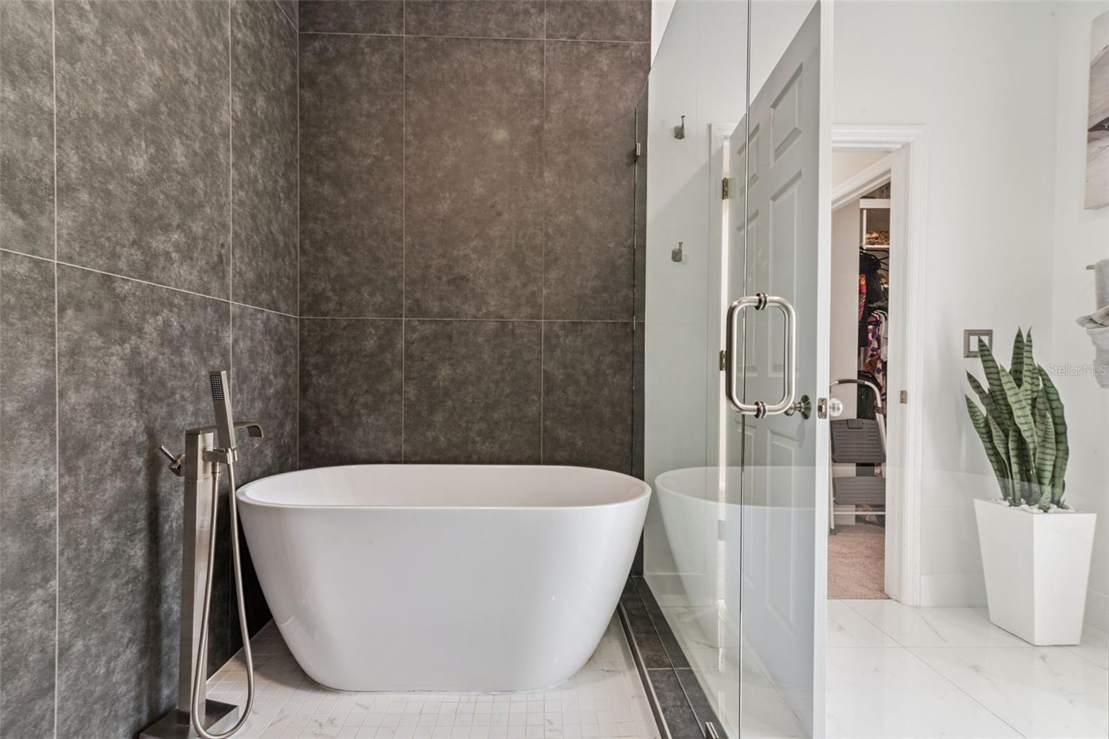 CELEBRATION AREA 5 - Residential