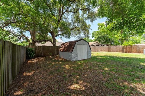 A home in APOPKA