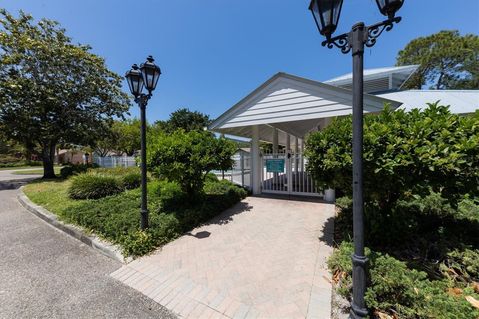 AZALEA PARK NORTHWEST A SUB - Residential