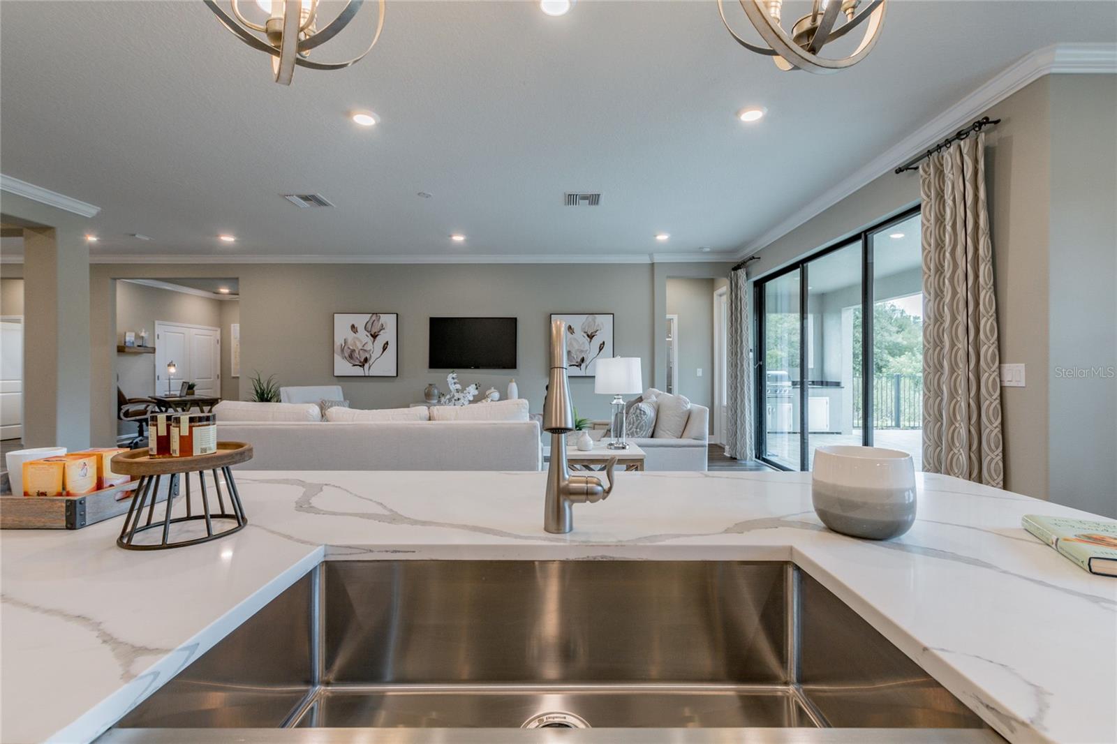 NORTH LAKE ESTATES - Residential