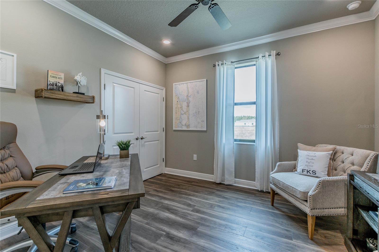 NORTH LAKE ESTATES - Residential