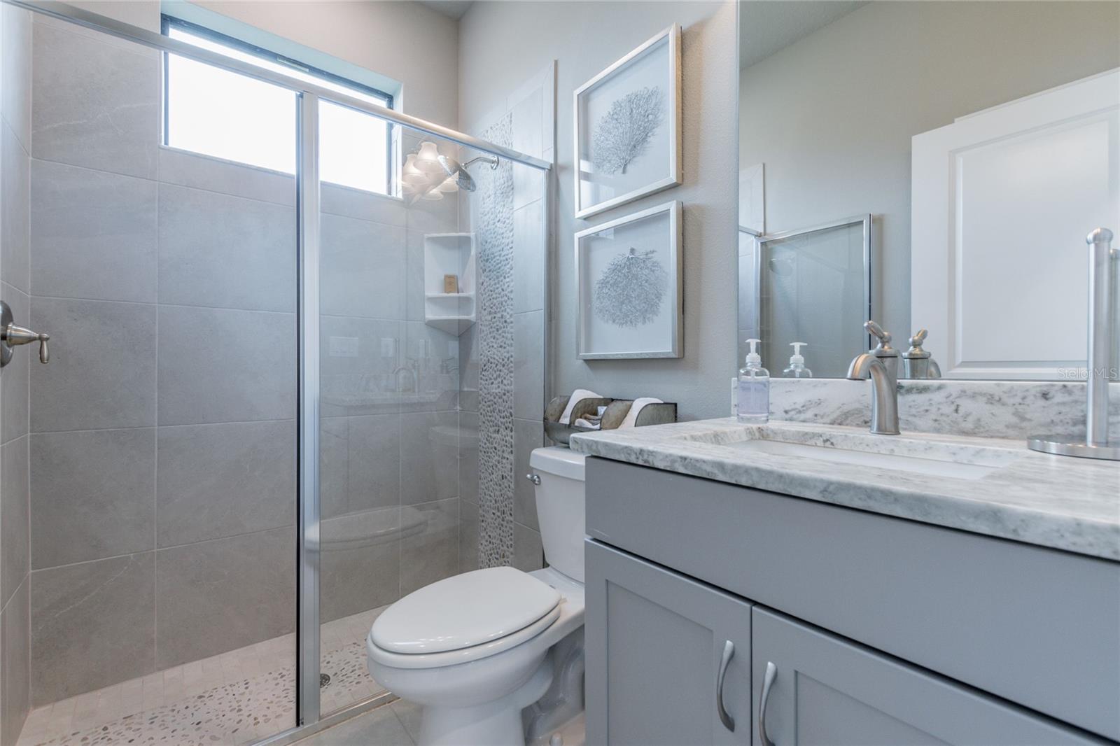 NORTH LAKE ESTATES - Residential