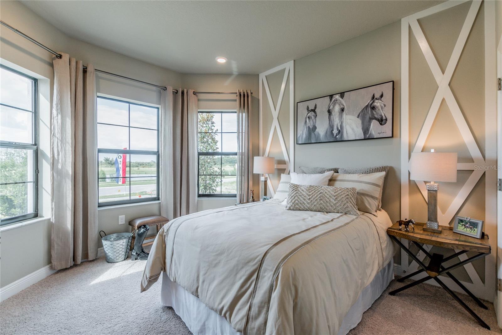 NORTH LAKE ESTATES - Residential