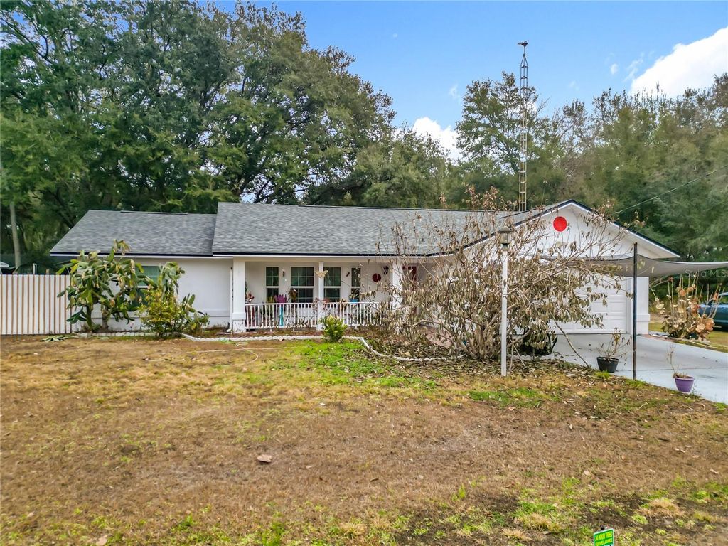 Photo of 76 Teak Loop, Ocala, FL 34472 (MLS # OM718878)