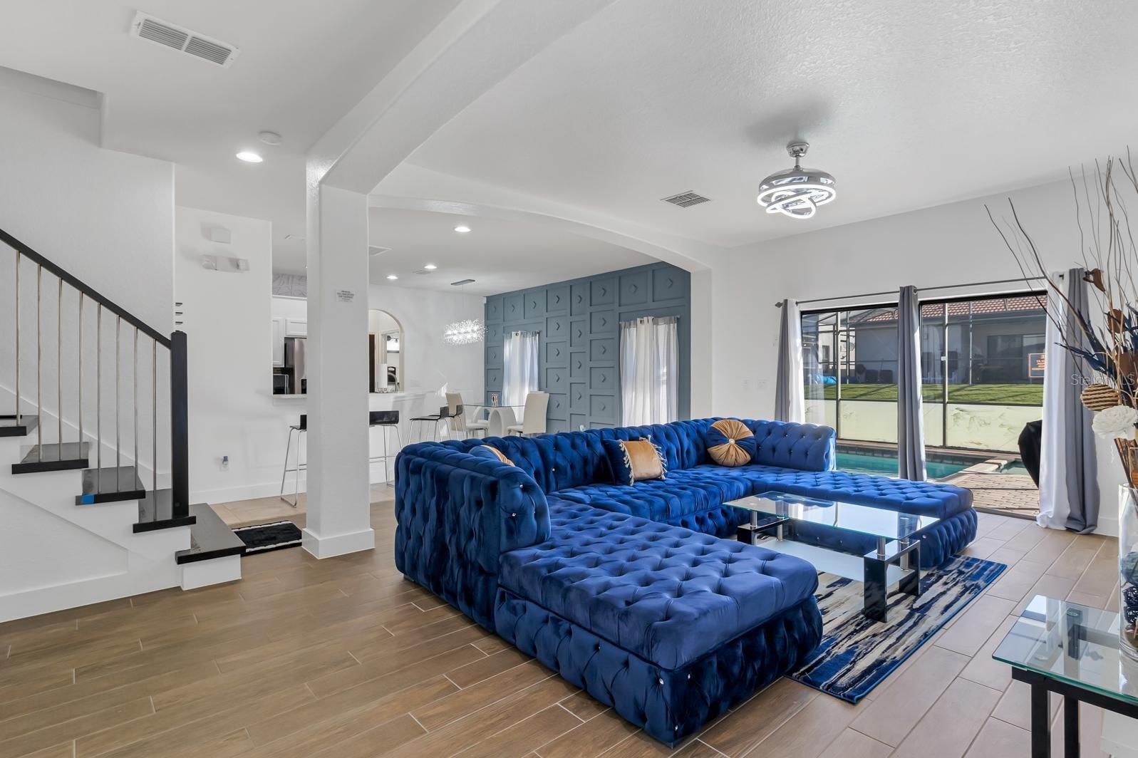 HIGH GROVE UNIT 02 - Residential Lease