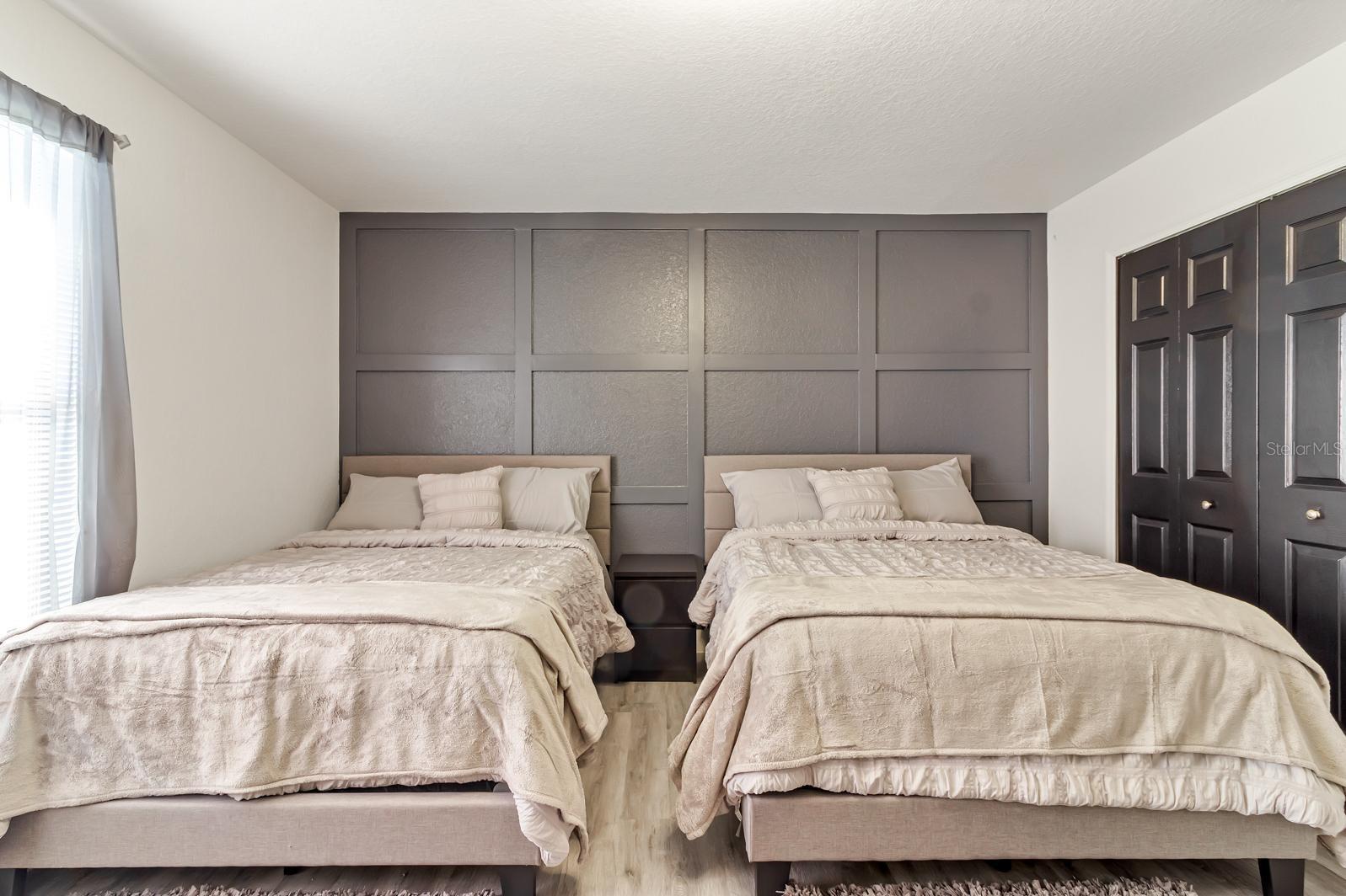 HIGH GROVE UNIT 02 - Residential Lease