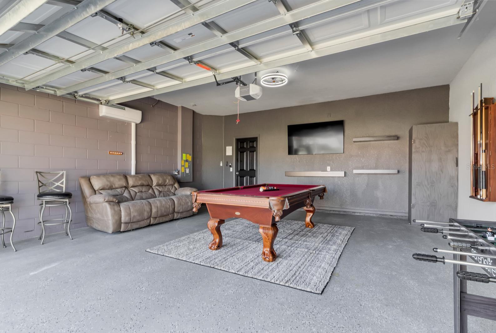 HIGH GROVE UNIT 02 - Residential Lease