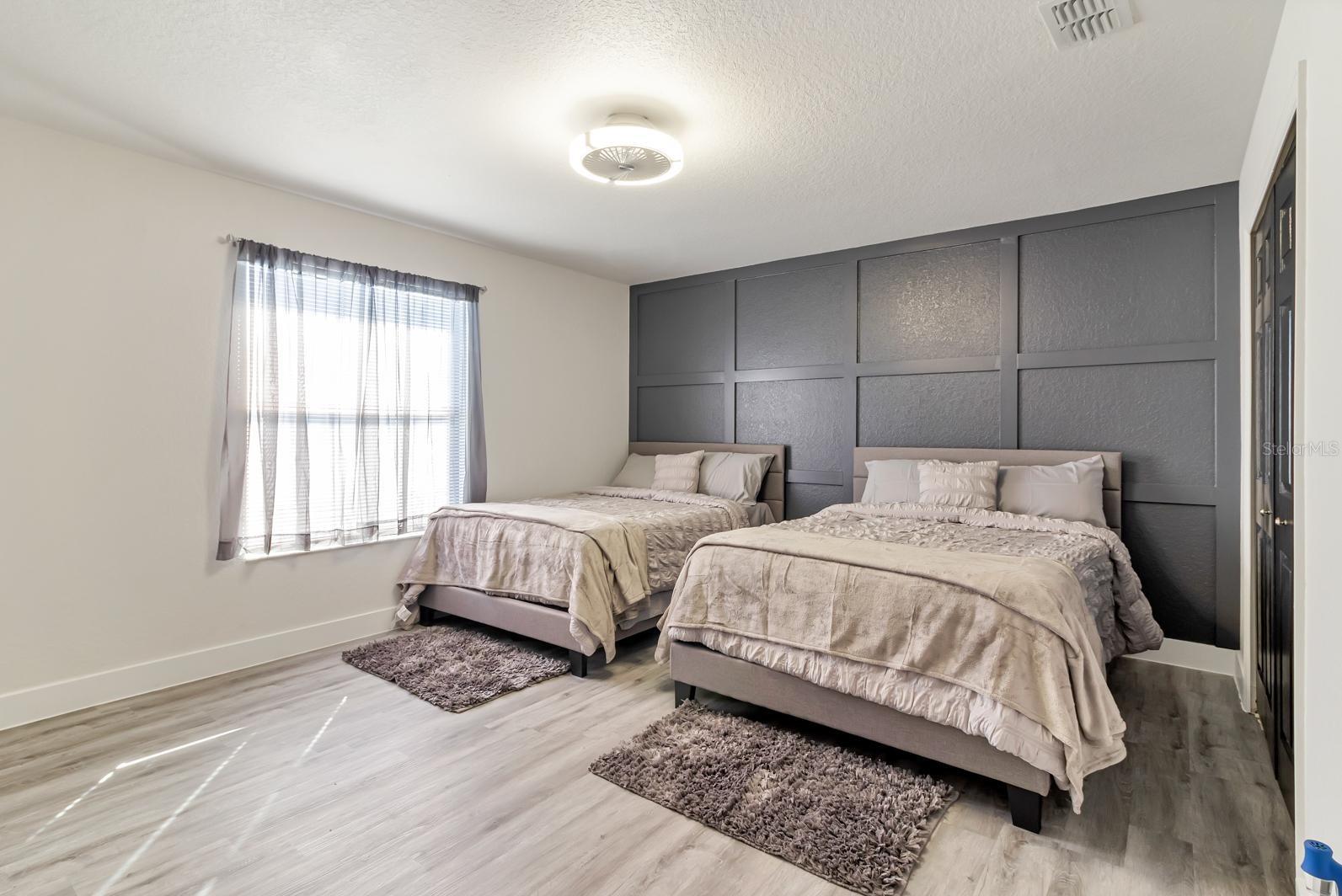 HIGH GROVE UNIT 02 - Residential Lease