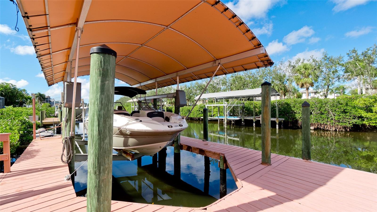 1053700; RIVERDALE REV - Residential