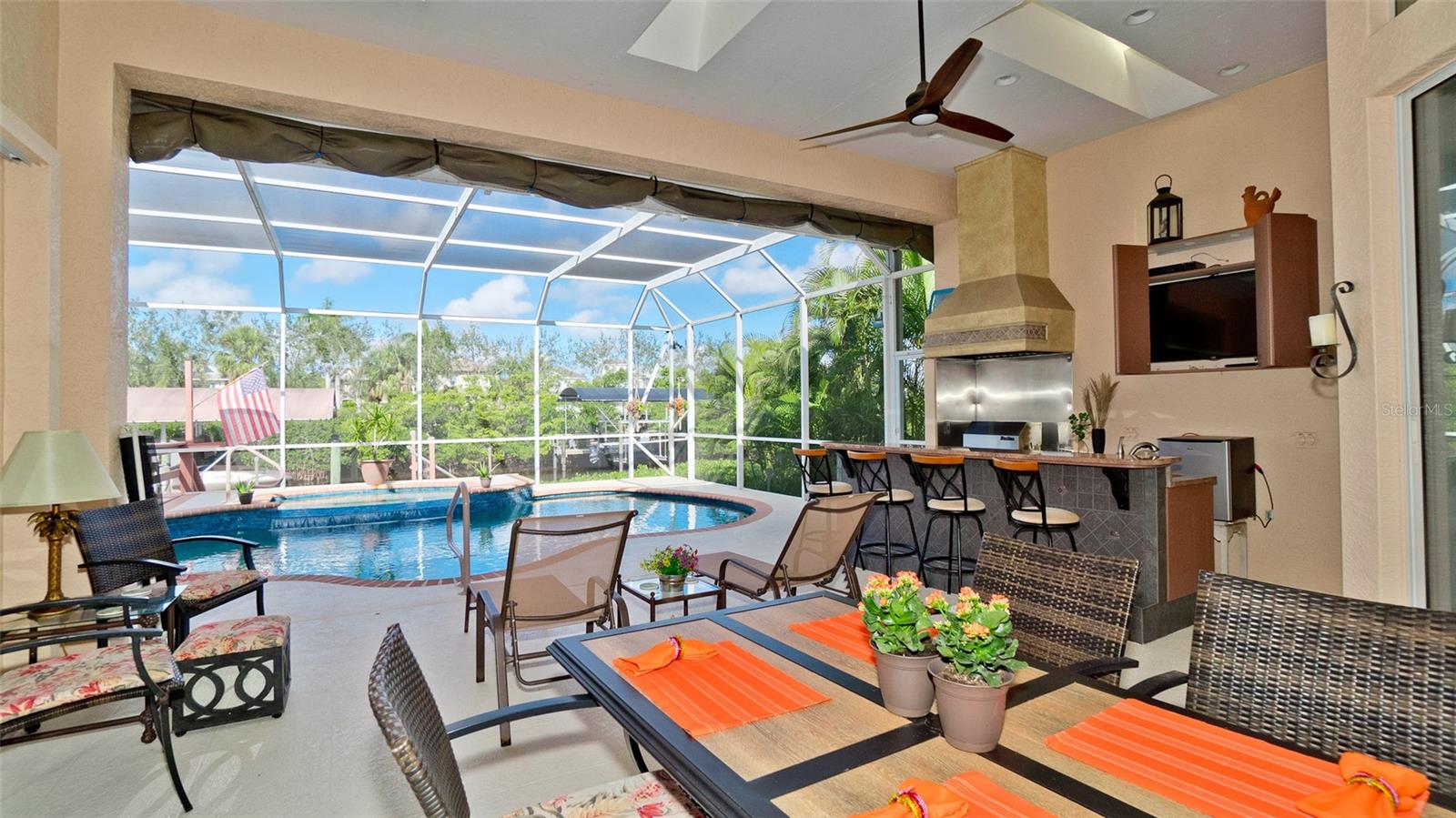 1053700; RIVERDALE REV - Residential