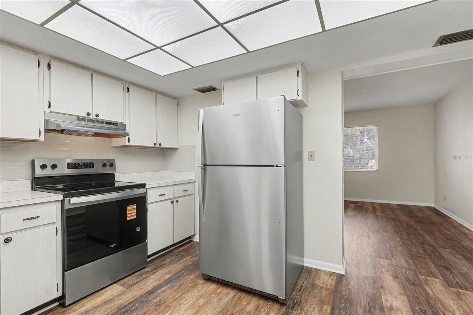 FAIRWAYS CONDO PH 01 - Residential