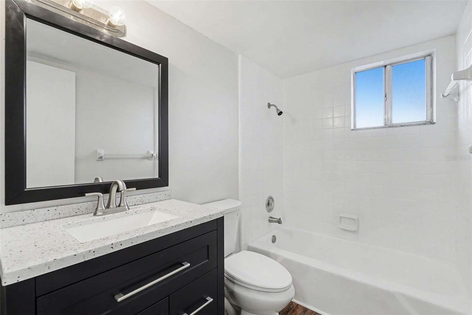 FAIRWAYS CONDO PH 01 - Residential