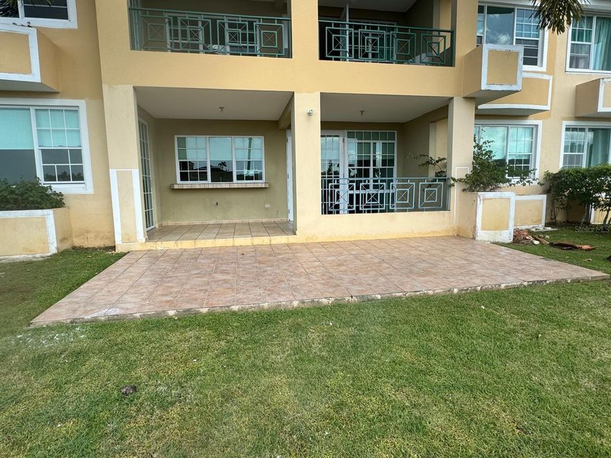 Beautiful apartment located closer to hotels and restaurants. Located in the same town of the Yunque Rain Forest.
