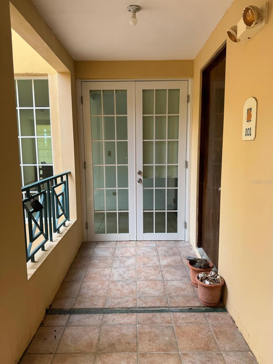 COSTA DORADA - Residential