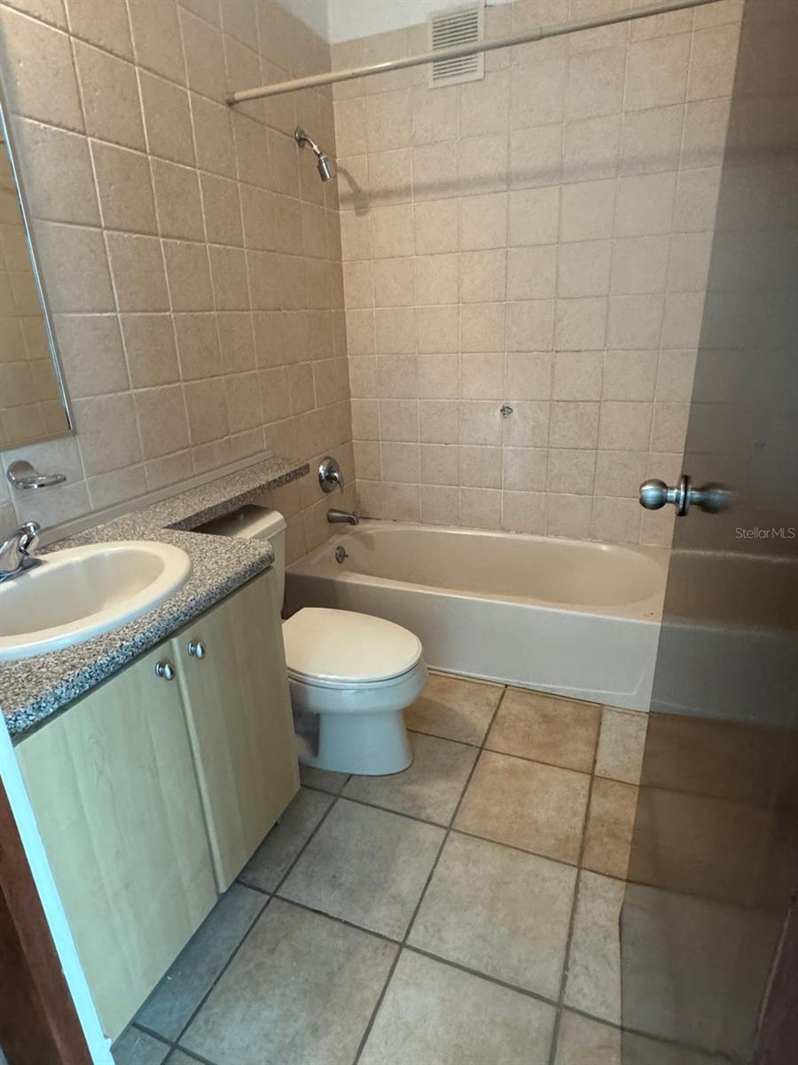 COSTA DORADA - Residential