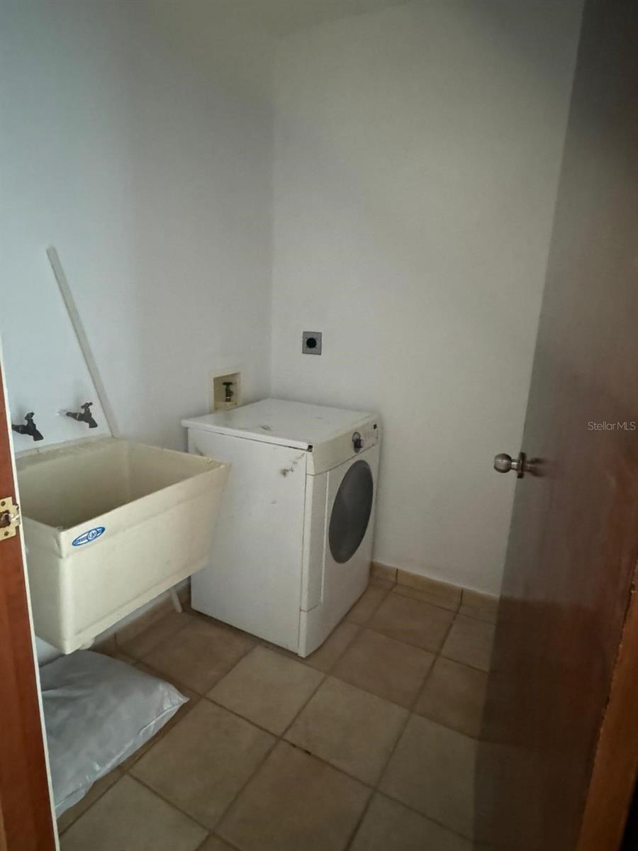 COSTA DORADA - Residential