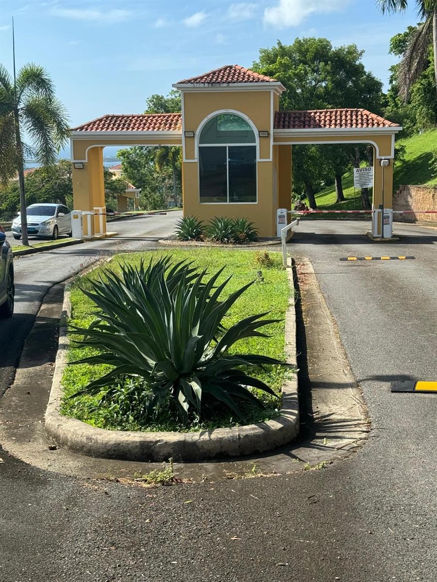 COSTA DORADA - Residential