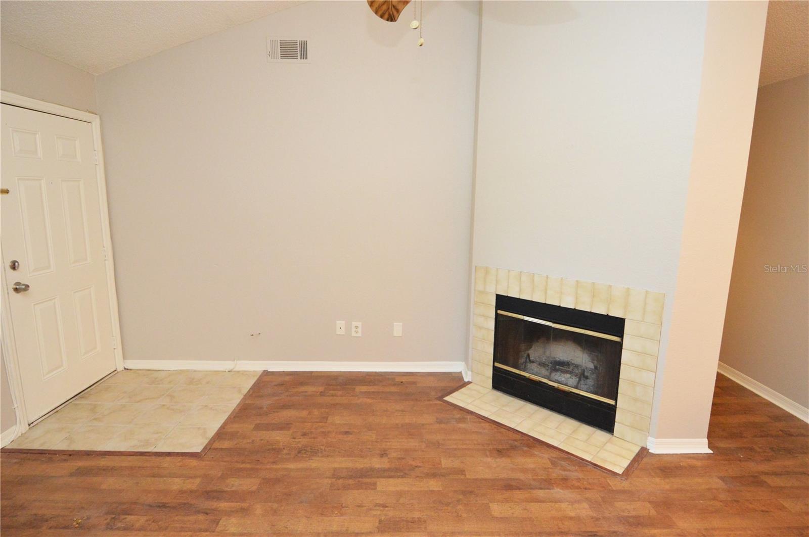 ITOPIA PRIVATE RESIDENCES CONDO - Residential Lease