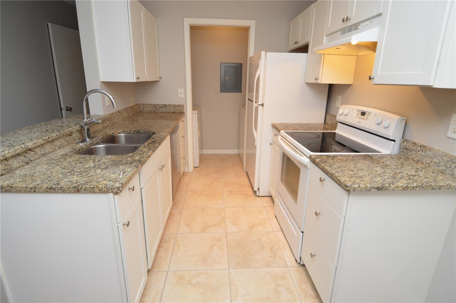 ITOPIA PRIVATE RESIDENCES CONDO - Residential Lease