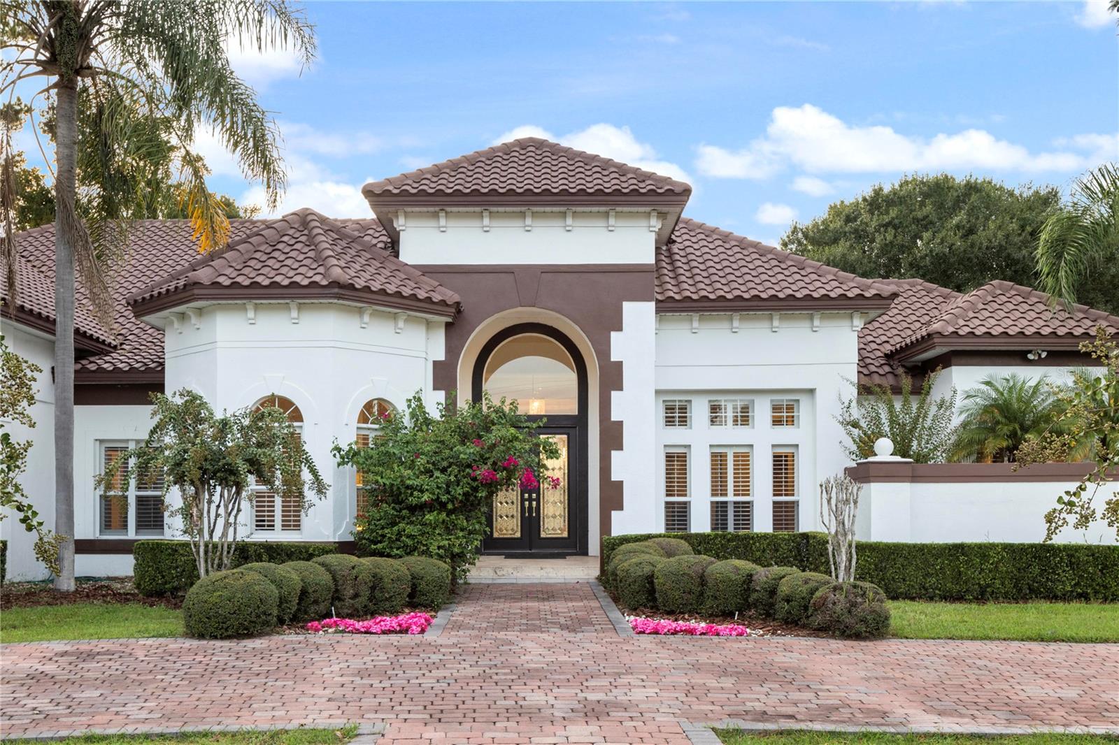 HEATHROW WOODS - Residential