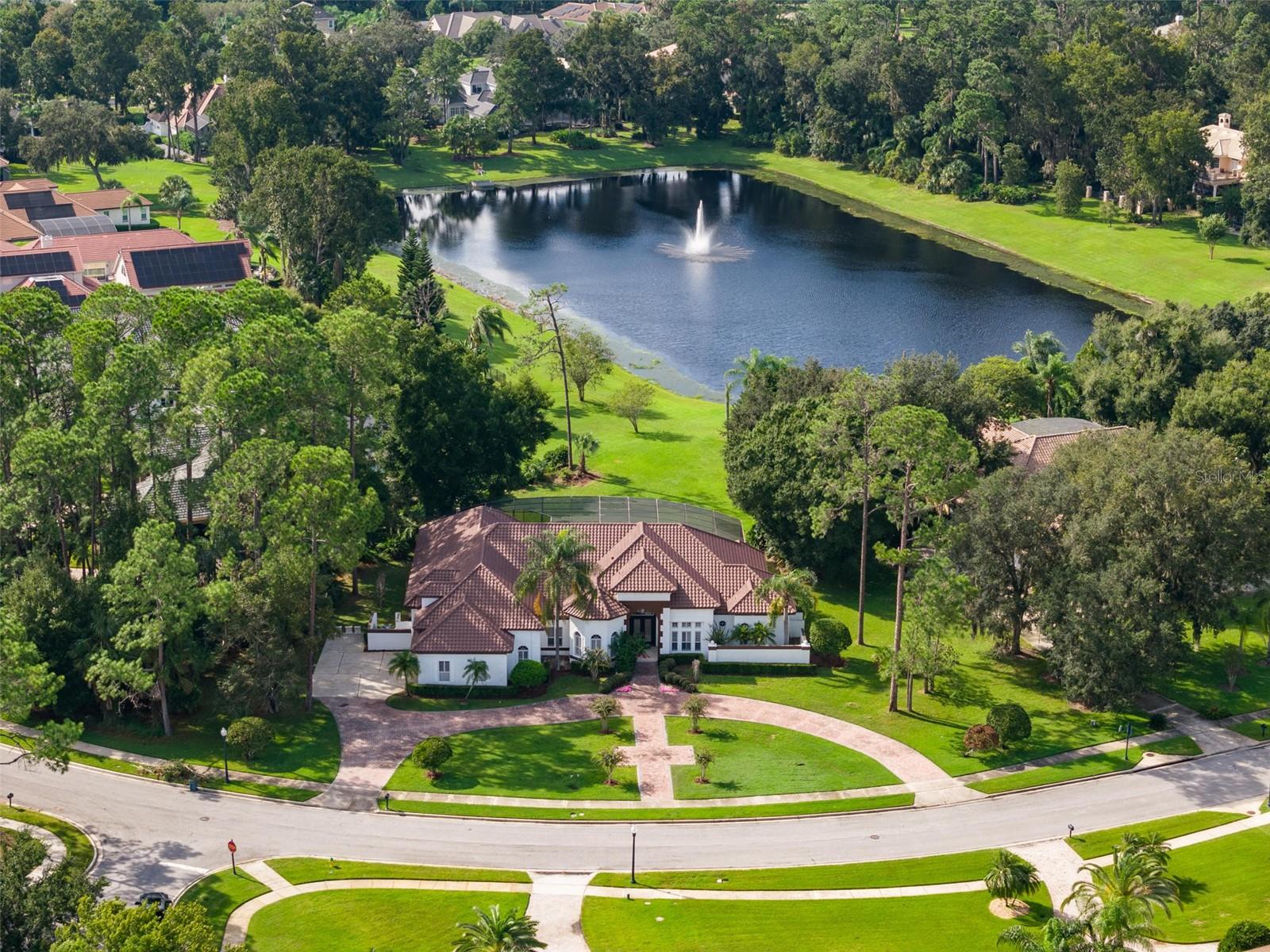 HEATHROW WOODS - Residential