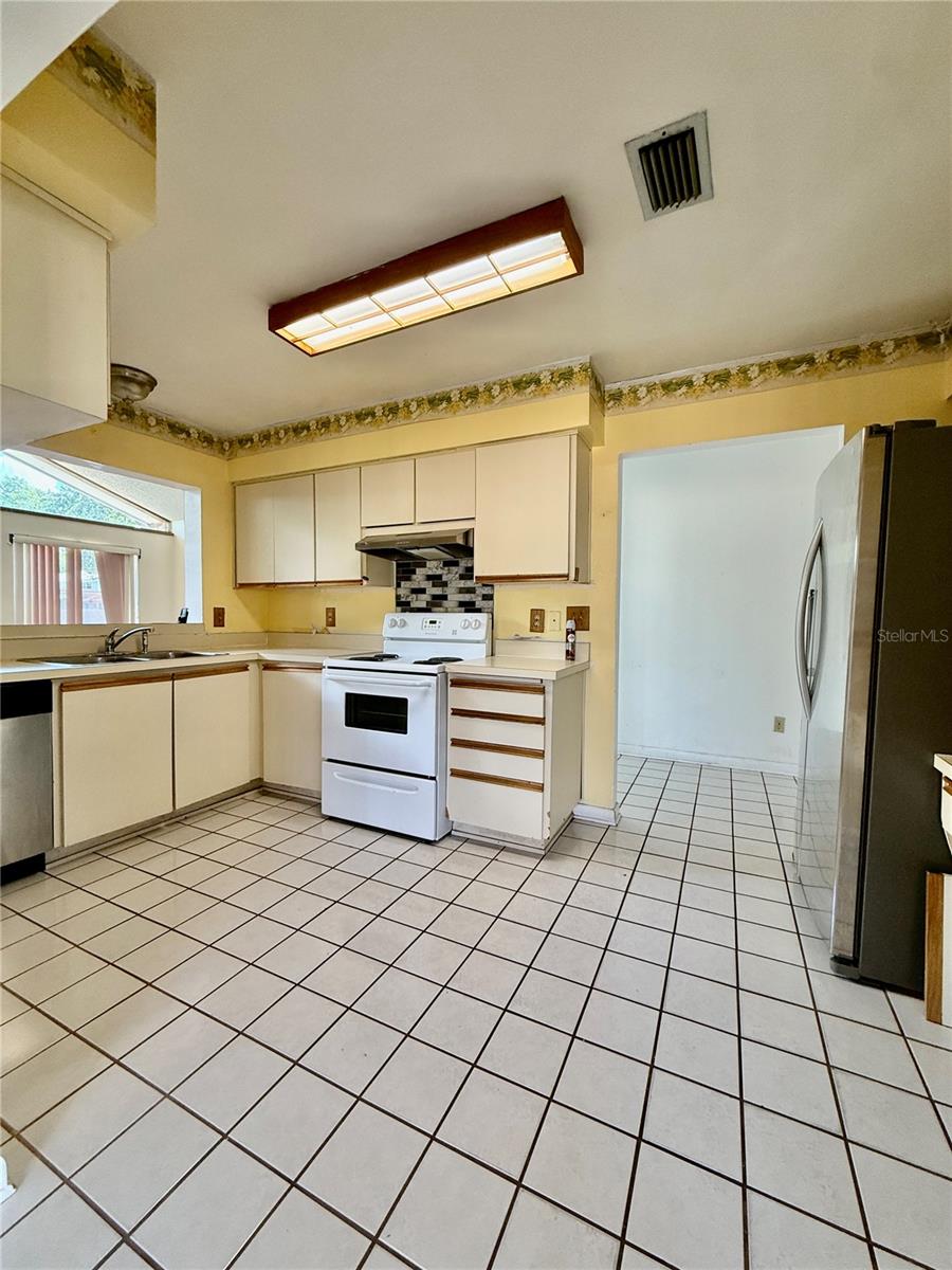 TWELVE OAKS VILLAGE UNIT 1 - Residential