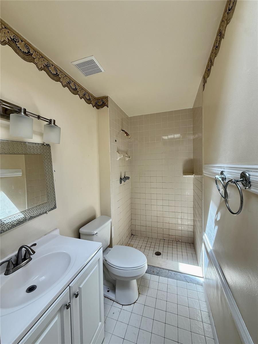 TWELVE OAKS VILLAGE UNIT 1 - Residential