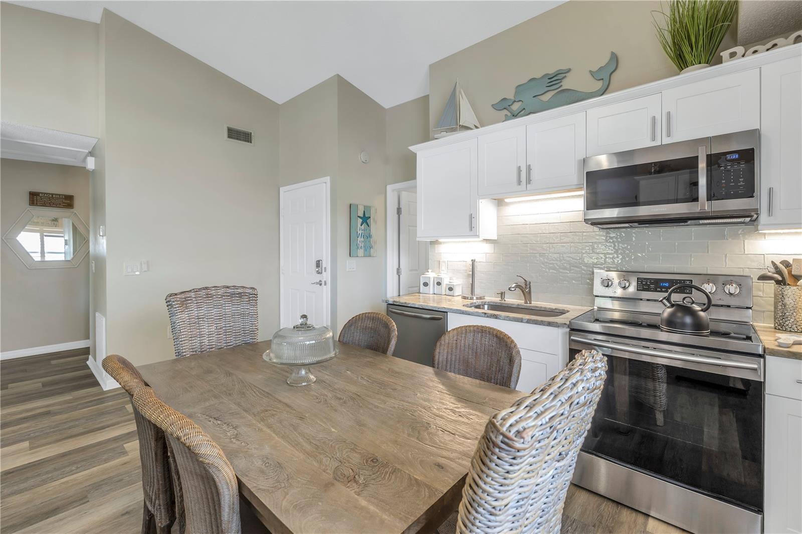 SARASOTA BEACH - Residential