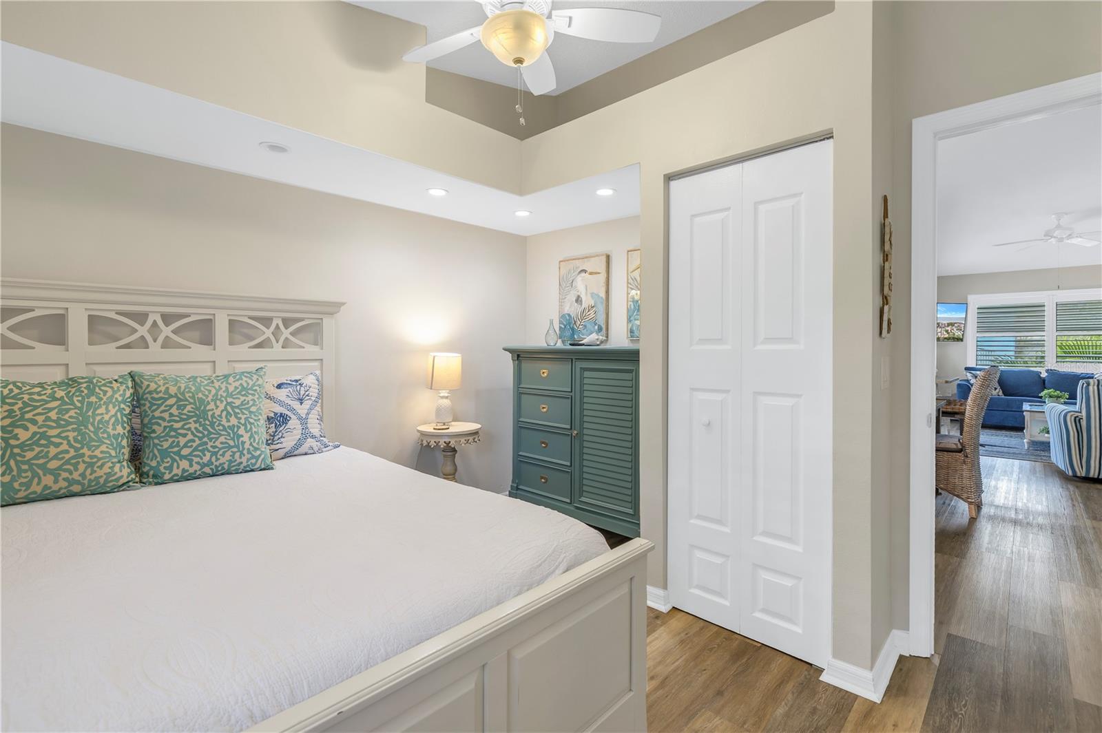 SARASOTA BEACH - Residential